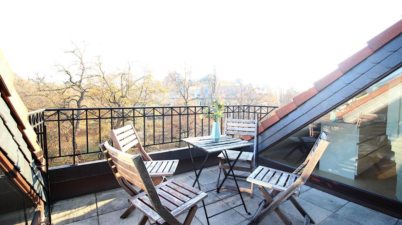 Апартаменты Idyllic Setting In Center - Bright & Modern Вюрцбург Экстерьер фото